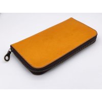 ラウンドファスナー長財布　カード22枚収用